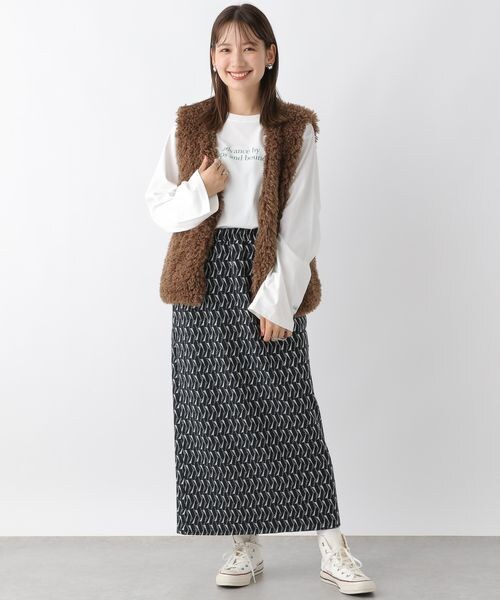 LEPSIM(レプシィム)の「カットジャガードナロースカート(スカート・レディース・ライトグレー15/ブラウン55/グリーン75・FREE SIZE)」の15枚目の写真