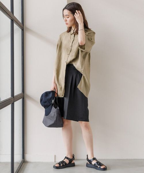 LEPSIM（レプシィム）の「タックハーフパンツ（パンツ・オフホワイト05/ブラック09/ベージュ52・FREE SIZE）」の9枚目の写真