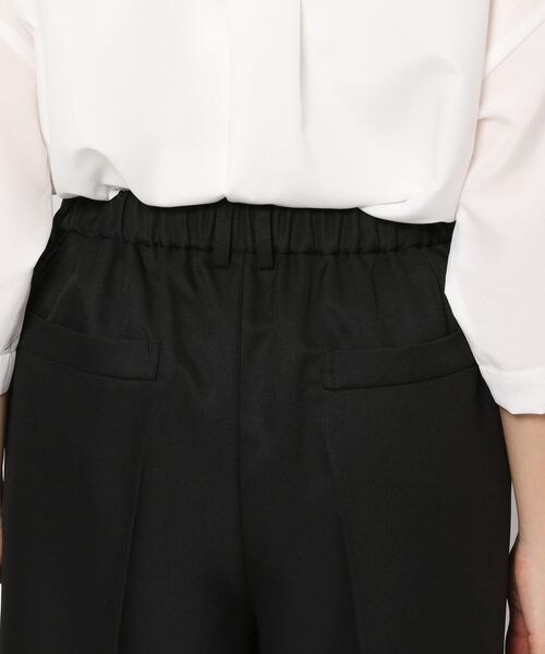 LEPSIM（レプシィム）の「タックハーフパンツ（パンツ・オフホワイト05/ブラック09/ベージュ52・FREE SIZE）」の20枚目の写真