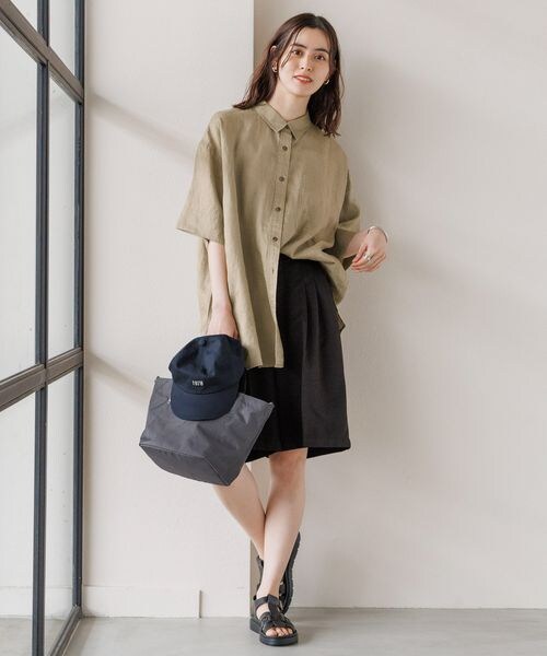 LEPSIM（レプシィム）の「タックハーフパンツ（パンツ・オフホワイト05/ブラック09/ベージュ52・FREE SIZE）」の8枚目の写真