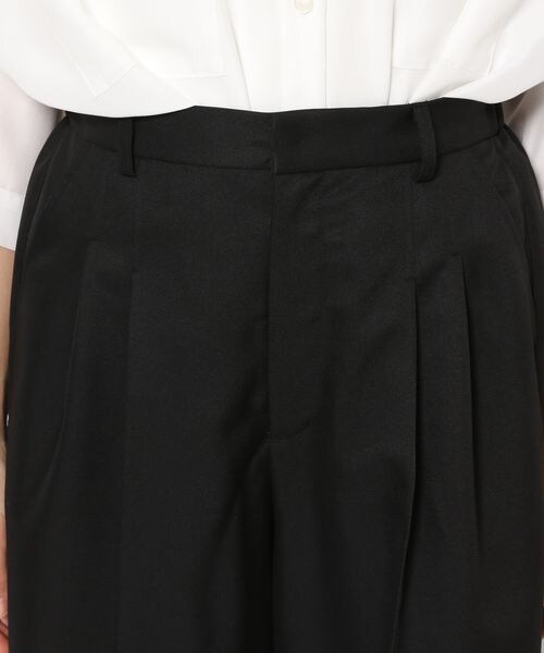 LEPSIM（レプシィム）の「タックハーフパンツ（パンツ・オフホワイト05/ブラック09/ベージュ52・FREE SIZE）」の16枚目の写真