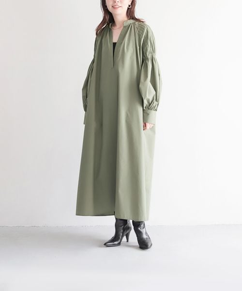 LEPSIM（レプシィム）の「袖シャーリングワンピース（ワンピース/ドレス・レディース・ブラック09/ベージュ52/グリーン75・FREE SIZE）」の14枚目の写真