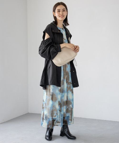 LEPSIM（レプシィム）の「クロワッサン2WAYバッグ（バッグ・アイボリー08/ブラック09/キャメル53・ONE SIZE）」の13枚目の写真