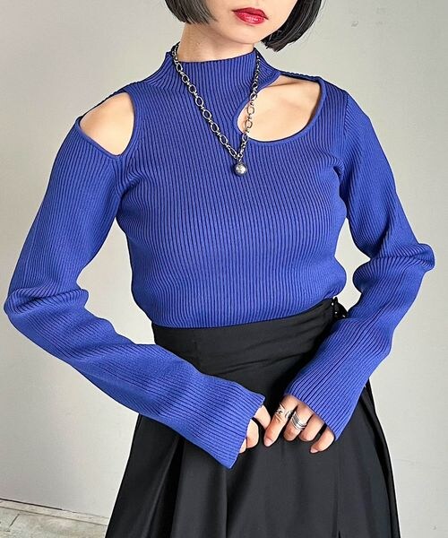 PAGEBOY(ページボーイ)の「ピッタミニカットアウトTOPS(トップス・オフホワイト05/ブラック09/ブルー85・F)」の17枚目の写真