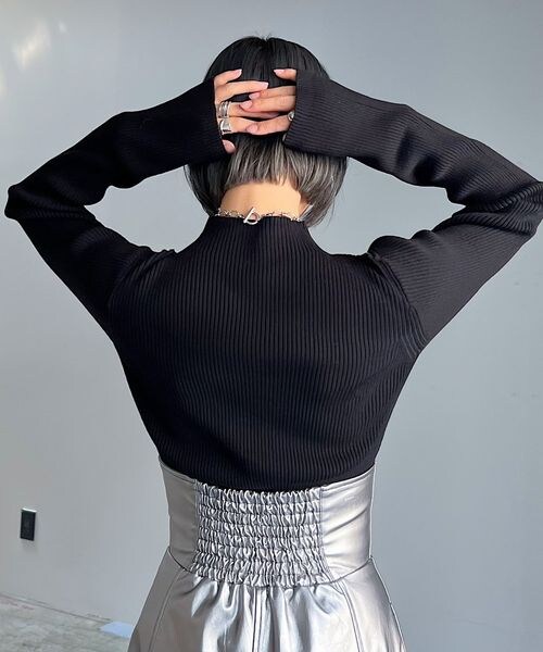 PAGEBOY(ページボーイ)の「ピッタミニカットアウトTOPS(トップス・オフホワイト05/ブラック09/ブルー85・F)」の15枚目の写真