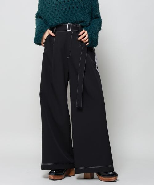 PAGEBOY（ページボーイ）の「ラインワイドパンツ（パンツ・ブラック09/グレージュ13/ブラウン58・F）」の4枚目の写真