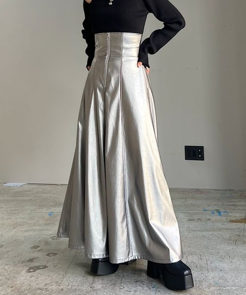 PAGEBOY（ページボーイ）の「ピッタハイウエストフェイクレザー
