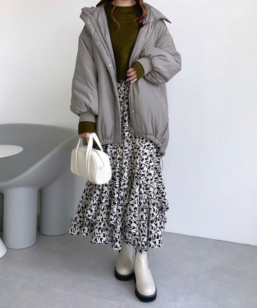 mysty woman（ミスティウーマン）の「フード中綿ミドルブルゾン