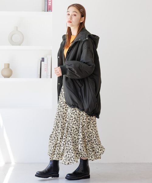 mysty woman（ミスティウーマン）の「フード中綿ミドルブルゾン（ジャケット/アウター・エクリュ08/ブラック09/ライトカーキ74・F）」の13枚目の写真