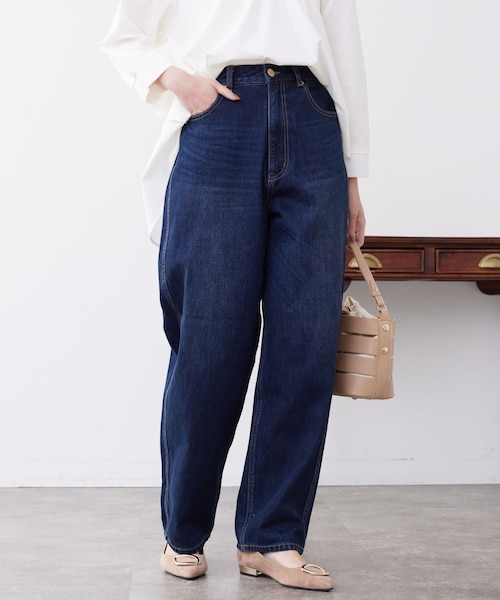 Chez toi(シェトワ)の「セミカーブデニム(デニムパンツ・レディース・サックスブルー/インディゴブルー・S/M)」の2枚目の写真