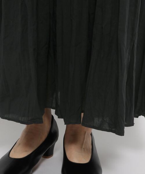 LEPSIM(レプシィム)の「クリンクル切り替えフレンチスリーブワンピース(ワンピース/ドレス・ブラック09/ピンク23/オリーブ74・FREE SIZE)」の15枚目の写真