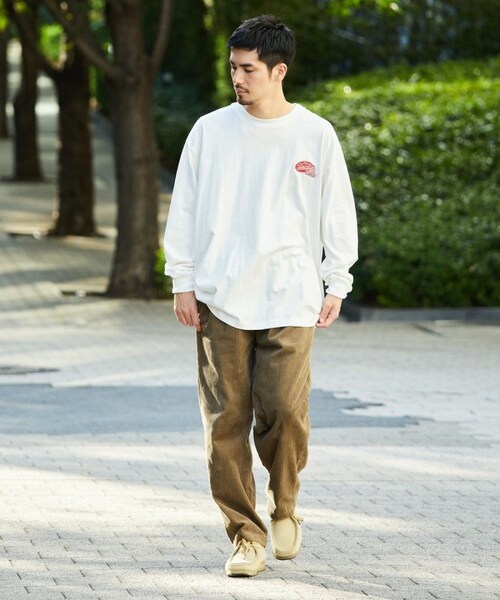 COLEMAN(コールマン)の「別注 ランタンアイコン バックプリント L/S TEE(その他・メンズ・ホワイト/グレー/チャコールグレー/ダークブラウン・M)」の3枚目の写真
