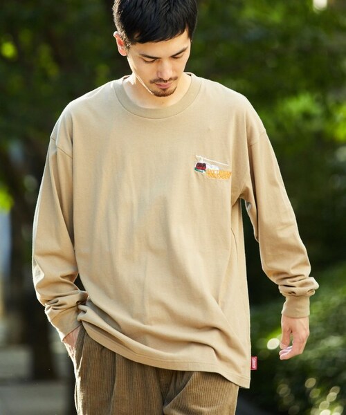 COLEMAN(コールマン)の「別注 雪山 バックプリント L/S TEE(その他・メンズ・ホワイト/グレー/チャコールグレー/ダークブラウン・M)」の6枚目の写真