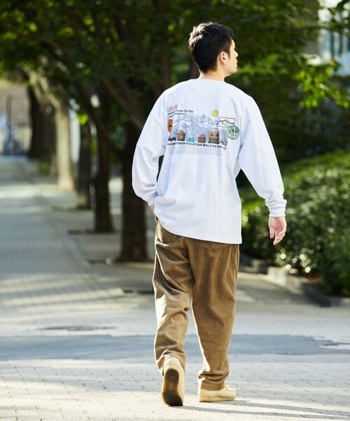 COLEMAN(コールマン)の「別注 雪山 バックプリント L/S TEE(その他・メンズ・ホワイト/グレー/チャコールグレー/ダークブラウン・M)」の5枚目の写真