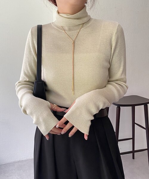 CAPRICIEUX LE'MAGE（カプリシューレマージュ）の「【リバイバルアイテム】ハイネックリブプルオーバー（ニット/セーター・レディース・ホワイト/アイボリー/グレージュ/ブラック・F）」の2枚目の写真