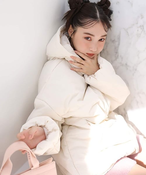one after another NICE CLAUP(ワンアフターアナザーナイスクラップ)の「フード取り外し可能 マルチウェイロングダウンジャケット(ダウンジャケット/コート・レディース・アイボリー/ピンク系その他/ブルー系その他/ブラック・0)」の1枚目の写真