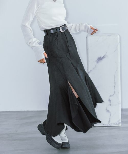 PAGEBOY（ページボーイ）の「コーティングデニムスカート（スカート・レディース・ブラック09・S/M）」の3枚目の写真