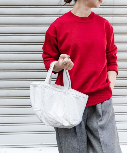 FORK&SPOON（フォークアンドスプーン）の「『洗濯可』FORK&SPOON ウーステッドヤーンクルーネックニット（トップス・レディース・IVORY/RED/BLKxIVO/DARKBLUE・1）」の4枚目の写真