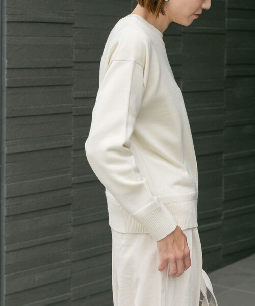 FORK&SPOON（フォークアンドスプーン）の「『洗濯可』FORK&SPOON ウーステッドヤーンクルーネックニット（トップス・レディース・IVORY/RED/BLKxIVO/DARKBLUE・1）」の17枚目の写真