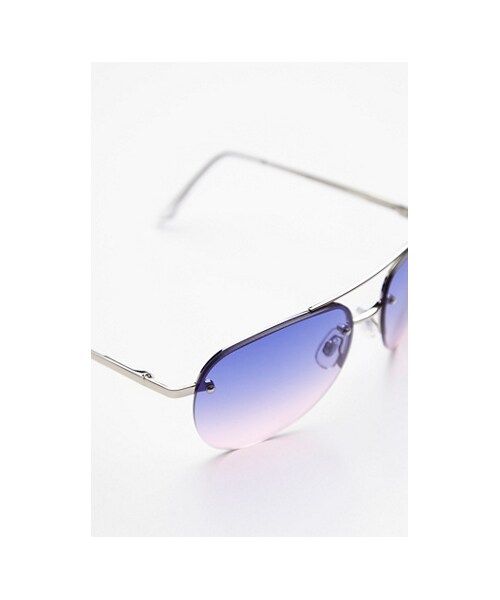 FREE PEOPLE（フリーピープル）の「Free People Queen of California Rimless Aviator（サングラス・レディース・Blue・One Size）」の5枚目の写真