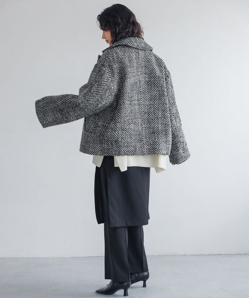 A part by（アパートバイ）の「ヘリンボーンモヘアコート/WEB先行予約