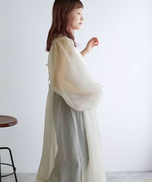 w closet（ダブルクローゼット）の「長袖ボリュームスリーブワンピース（ワンピース/ドレス・レディース・グレージュ/ブラウン・FREE）」の13枚目の写真