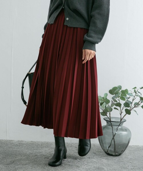 URBAN RESEARCH DOORS（アーバンリサーチドアーズ）の「プリーツロングスカート（スカート・レディース・DARK RED/BLACK/KHAKI・M）」の21枚目の写真