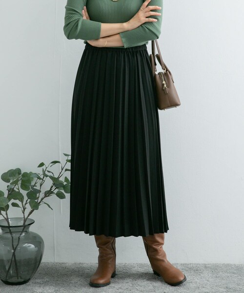 URBAN RESEARCH DOORS（アーバンリサーチドアーズ）の「プリーツロングスカート（スカート・レディース・DARK RED/BLACK/KHAKI・M）」の9枚目の写真