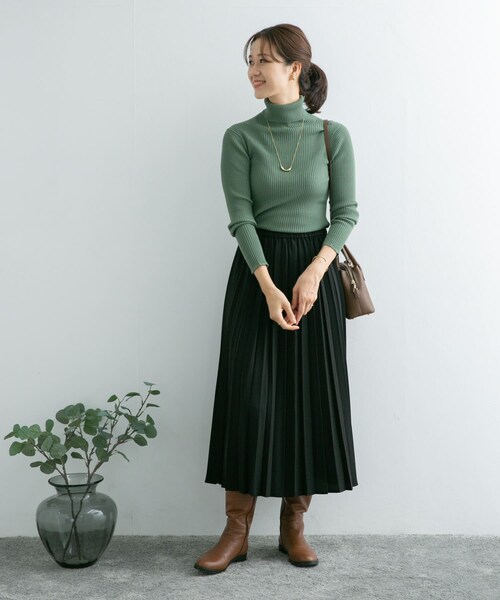 URBAN RESEARCH DOORS（アーバンリサーチドアーズ）の「プリーツロングスカート（スカート・レディース・DARK RED/BLACK/KHAKI・M）」の14枚目の写真