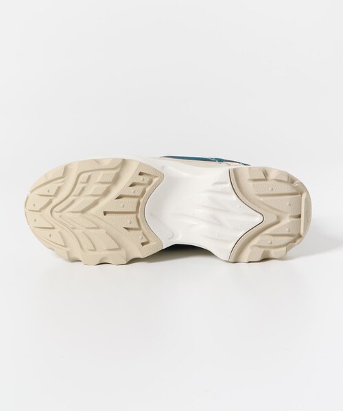 NIKE（ナイキ）の「NIKE ナイキウィメンズTC7900（シューズ・レディース・セイル/ウッドブラウン・23/23.5/24）」の6枚目の写真