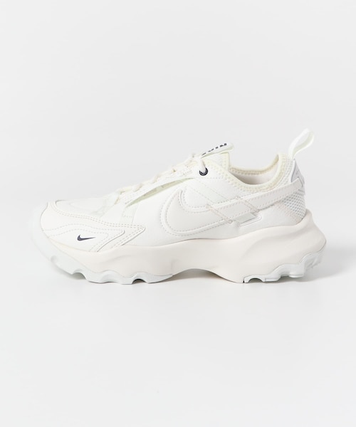 NIKE（ナイキ）の「NIKE ナイキウィメンズTC7900（シューズ・レディース・セイル/ウッドブラウン・23/23.5/24）」の7枚目の写真