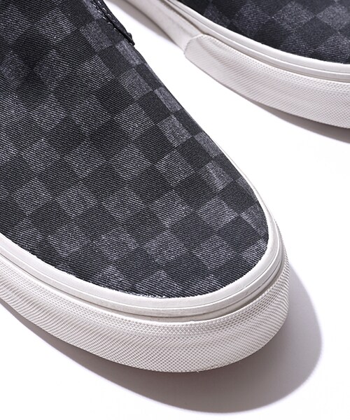 VANS（バンズ）の「CLASSICSLIPON WASHED CHECK（シューズ・メンズ・ブラック・8.0/9.0/10.0）」の3枚目の写真