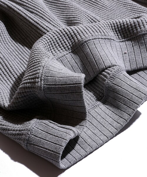 FREAK'S STORE(フリークスストア)の「モックネックワッフルプルオーバー(トップス・メンズ・ホワイト/グレー/ネイビー・M/L)」の8枚目の写真