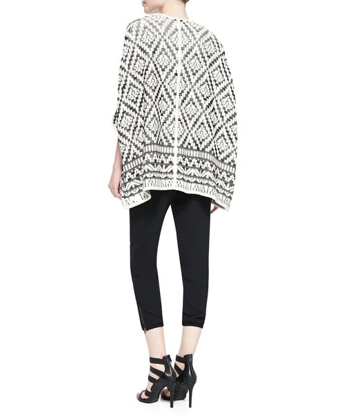 Joie（ジョア）の「Joie Tosca Tile-Jacquard Open Sweater（ニット/セーター・レディース・PORCELAIN/CAVIAR・XS/S/MEDIUM/LARGE）」の2枚目の写真