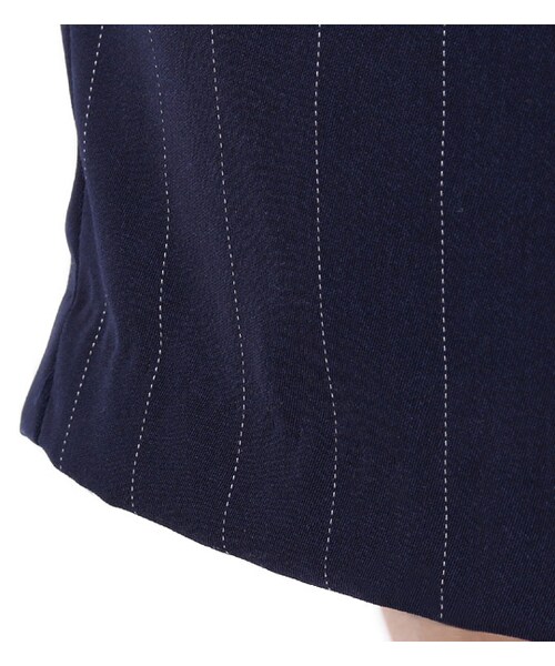 mysty woman(ミスティウーマン)の「タック入り膝下丈ワイドパンツ(その他・レディース・オフホワイト/グレー/ネイビー/ネイビー系・M)」の10枚目の写真