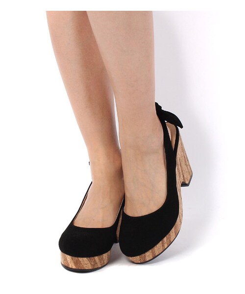 mysty woman（ミスティウーマン）の「コルクソールバックリボンパンプス（シューズ・レディース・アイボリー/レッド系/イエロー/ブラック・M/L）」の5枚目の写真