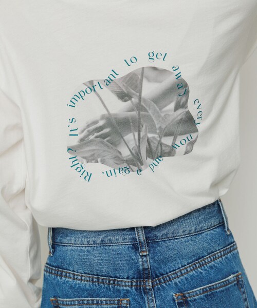 SENSE OF PLACE by URBAN RESEARCH(センスオブプレイスバイアーバンリサーチ)の「2WAYグラフィックTシャツ(トップス・レディース・GRAPHIC-B/GRAPHIC-C/GRAPHIC-A・one)」の17枚目の写真