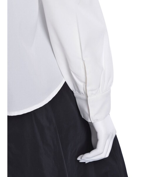 EATME（イートミー）の「グログランリボン付スタンドブラウス（トップス・レディース・アイボリー/ライトグレー/ブラック）」の11枚目の写真