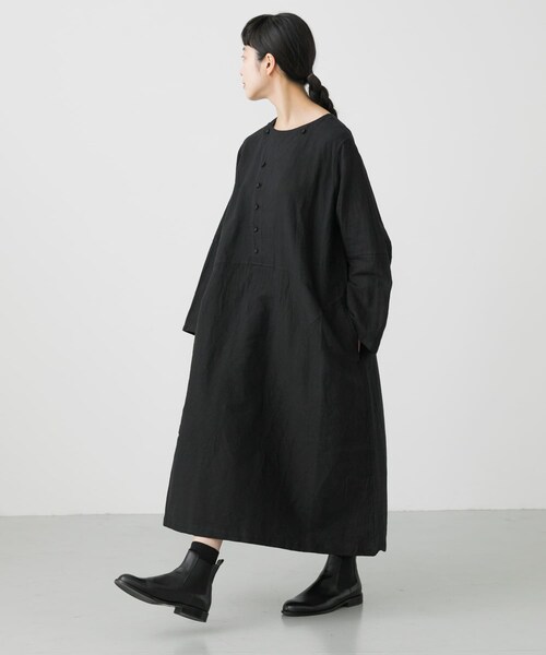 Vlas Blomme（ヴラスブラム）の「Vlas Blomme Cotton Linenラチネワンピース（ワンピース/ドレス・レディース・Black・FREE）」の2枚目の写真