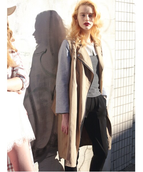 jouetie(ジュエティ)の「ライダーストレンチCT(ジャケット/アウター・レディース・ネイビー/ベージュ・M)」の3枚目の写真