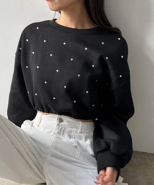 OLIVE des OLIVE（オリーブデオリーブ）の「【WEB/一部店舗限定カラーあり】きらきらクロップドトップス（Tシャツ/カットソー・レディース・オフホワイト/サックスブルー/ブラック/ピンク・FREE）」の2枚目の写真