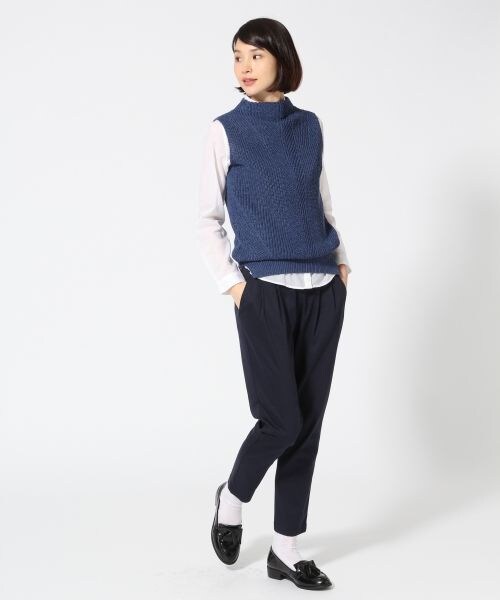 LEPSIM（レプシィム）の「コットン／レーヨン／ＰＵテーパードパンツ（パンツ・レディース・オフ/ベージュ/ライトブルー/ネイビー・Ｍ/Ｌ）」の8枚目の写真