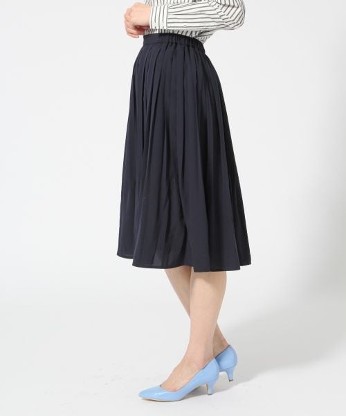 LEPSIM(レプシィム)の「スソケシランダムプリーツスカート(スカート・レディース・オフ/イエロー/サックス/ダークネイビー・M/L)」の9枚目の写真