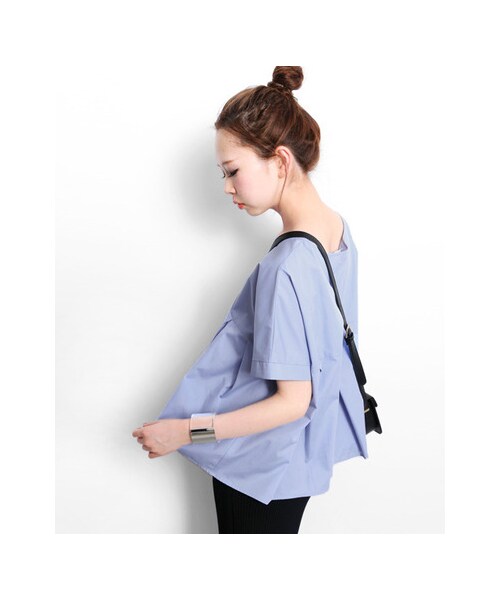 KBF（ケイビーエフ）の「ランダムタックプルオーバー（トップス・レディース・WHITE/SAX/YELLOW/NAVY・one）」の7枚目の写真