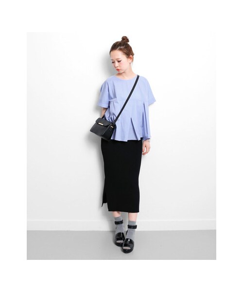 KBF（ケイビーエフ）の「ランダムタックプルオーバー（トップス・レディース・WHITE/SAX/YELLOW/NAVY・one）」の5枚目の写真