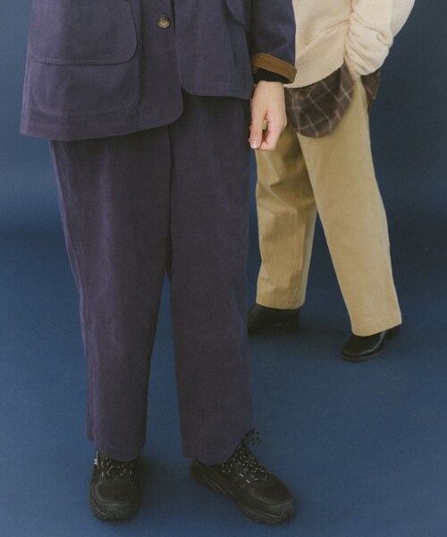 Kastane（カスタネ）の「【WHIMSIC/SETUP対応/サイズ展開あり】M52チノトラウザー（チノパンツ・レディース・ベージュ/ネイビー・1/2）」の2枚目の写真