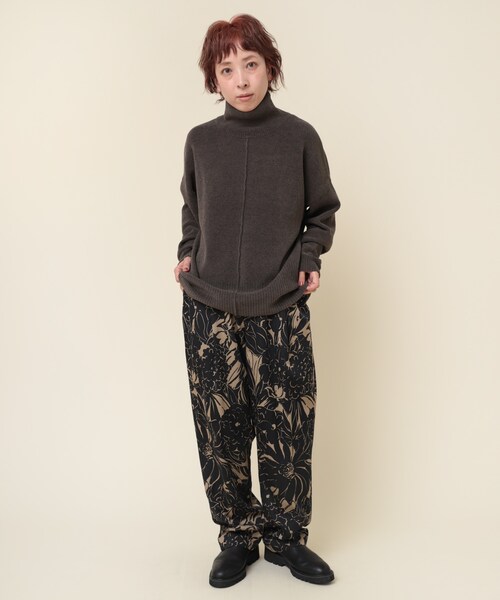 R4139 フラワープリントC/Rサテンパンツ R4139 フラワープリントC/R  