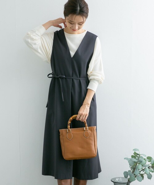 URBAN RESEARCH DOORS(アーバンリサーチドアーズ)の「『UR TECH』ツイルフレアジャンパースカート(ワンピース/ドレス・レディース・CHARCOAL/BLACK/CHOCO・M)」の16枚目の写真