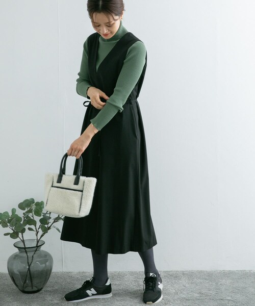 URBAN RESEARCH DOORS(アーバンリサーチドアーズ)の「『UR TECH』ツイルフレアジャンパースカート(ワンピース/ドレス・レディース・CHARCOAL/BLACK/CHOCO・M)」の10枚目の写真