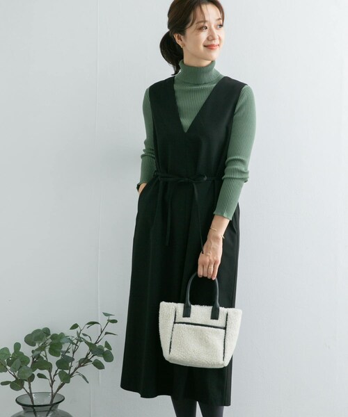 URBAN RESEARCH DOORS(アーバンリサーチドアーズ)の「『UR TECH』ツイルフレアジャンパースカート(ワンピース/ドレス・レディース・CHARCOAL/BLACK/CHOCO・M)」の4枚目の写真
